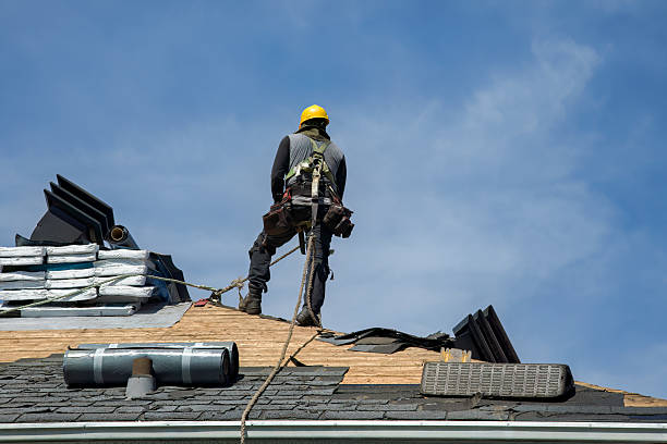 Professional Flat Roof Repair technician working in Los Alamos, NM